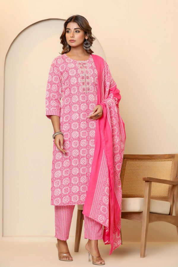 Pink and White Printed Cotton Kurta Set - Image 2
