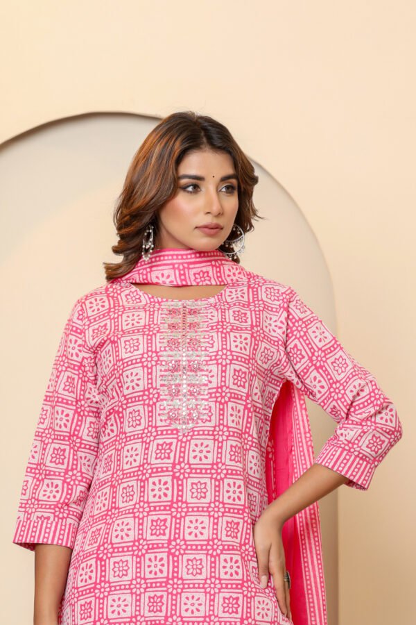 Pink and White Printed Cotton Kurta Set - Image 3