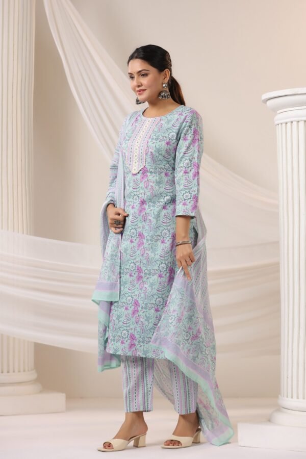 Light Blue Kurta Set with Floral Embroidery and Matching Dupatta - Image 2