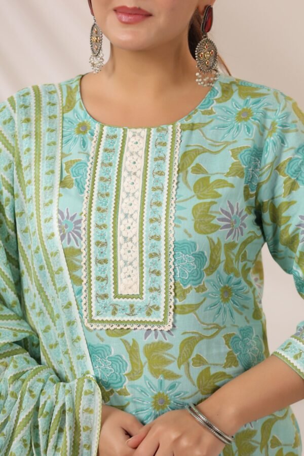 Pista Green Cotton Kurta Set with Floral Pattern and Round Neck - Image 3