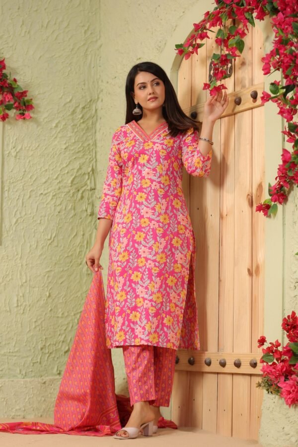Red Pink Cotton Kurta Set with White Floral Embroidery and V Neck - Image 4