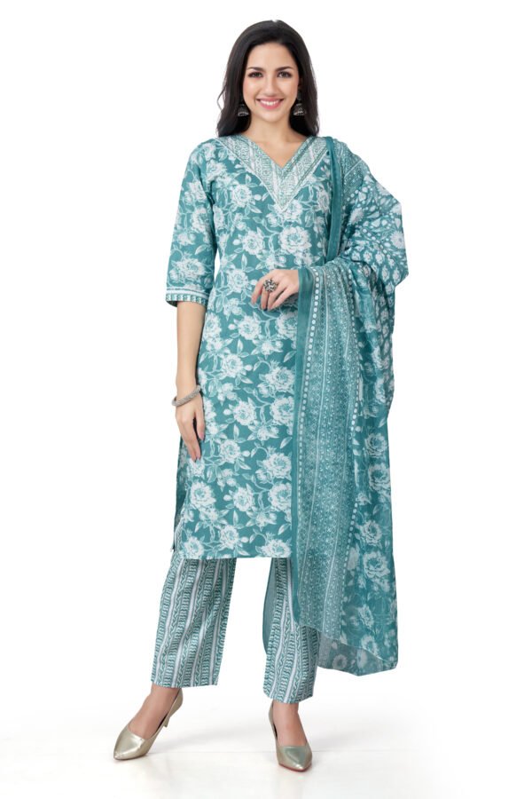 Cotton Kurta set in Floral print by Sarisha